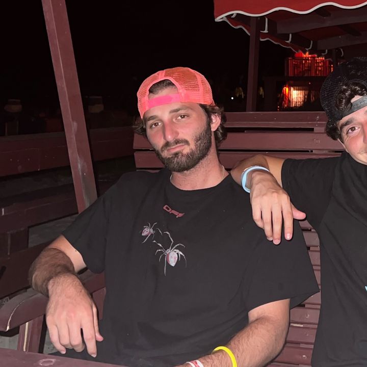 Profile Picture of aaron_gberg (@aaron_gberg) on Tiktok