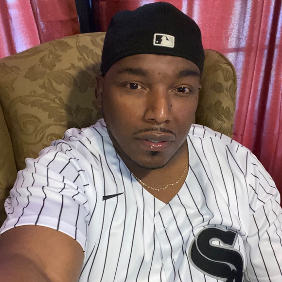 Profile Picture of William Laster (@williamlaster40) on Poshmark