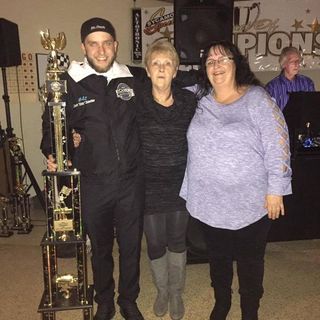 Profile Picture of Lisa Zuberbier (Gates) (@lisa.zuberbier) on Facebook