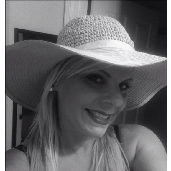 Profile Picture of Josephine Sanchez (@jojosanchez) on Poshmark