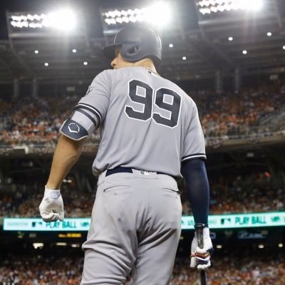 Profile Picture of Chris Aponte (@AponteChris) on Twitter