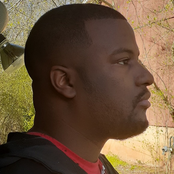 Zachary Mcclain - Poshmark Profile Picture of Zachary Mcclain (@atlzach6000) on Poshmark