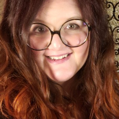 Profile Picture of Tanya Curl (@TanyaCurlSmile) on Twitter