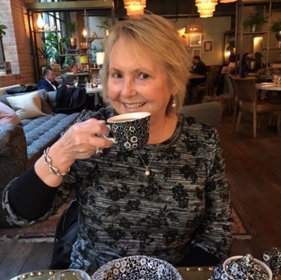 Julie Vasilakis - Poshmark Profile Picture of Julie Vasilakis (@goegirl) on Poshmark