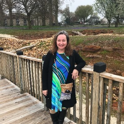 Profile Picture of Diane Alvarez (@dianealvarez) on Twitter