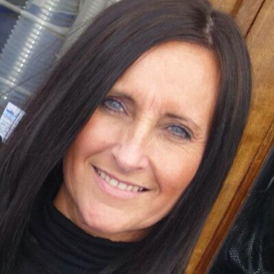 Profile Photo of Sue Ellis Wheawell (@SueEllisBooks) on Twitter