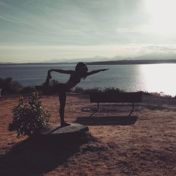 Jenna Rosa - Poshmark Profile Picture of Jenna Rosa (@jennarosa27) on Poshmark