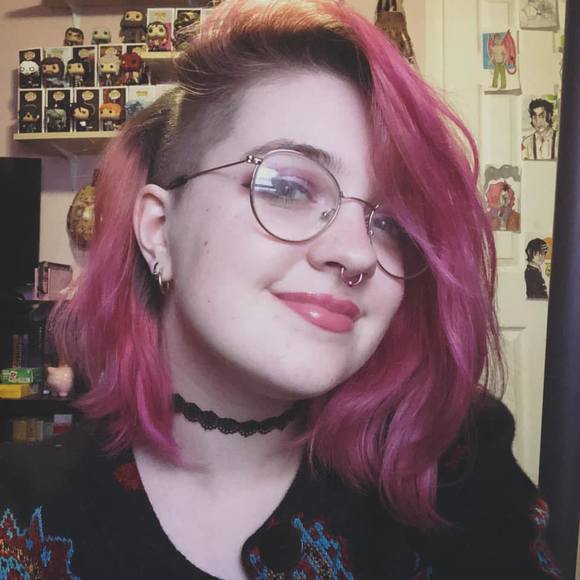 Profile Picture of Paige Feeney (@pfeen1234) on Poshmark