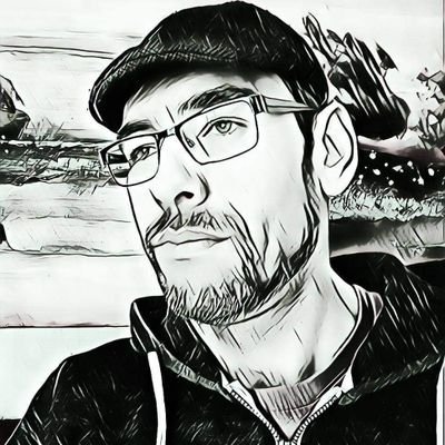 Profile Picture of James (@JimBobb3r) on Twitter