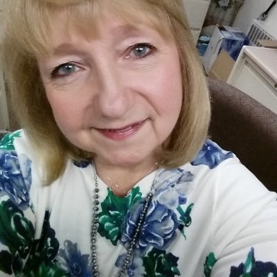 Profile Picture of Carol Ziegler (@kindaluckygal) on Twitter