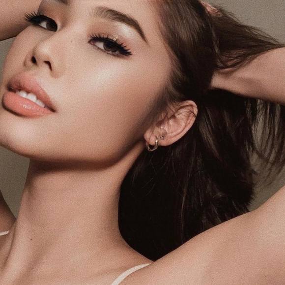 Profile Picture of Jamaica glea Zolina (@superjanellaa) on Poshmark