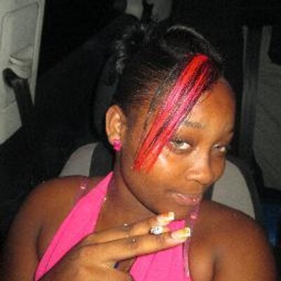 Profile Picture of Sherry-lain (@BarbyPinkySkunt) on Twitter