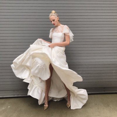 Profile Picture of Kate Halfpenny (@Halfpennylondon) on Twitter