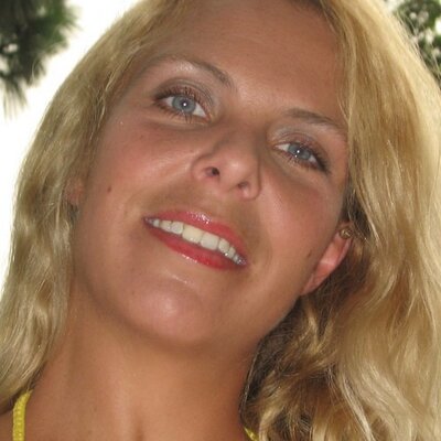 Profile Picture of Jenna Jarrett Neuvel (@jennan78) on Twitter