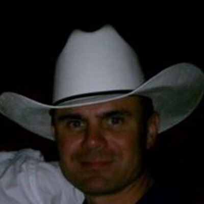 Profile Picture of Daniel Arispe (@arisped) on Twitter