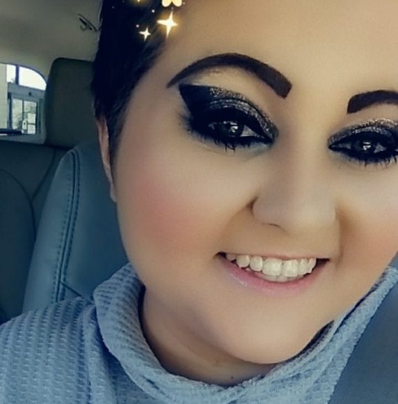 Profile Picture of Brianna Emrich (@bemrich) on Poshmark
