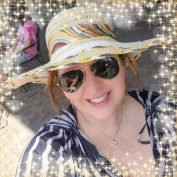 Profile Picture of Audra Dennis (@ks_princess785) on Poshmark