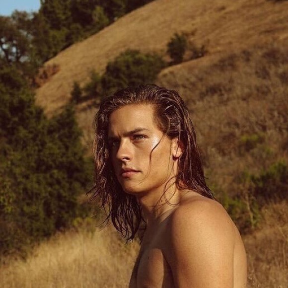 Profile Picture of Andrew Thien (@andrewthien11) on Poshmark