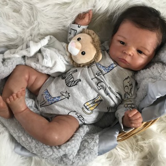 Profile Picture of Josephine Rosalien (@jrosadisney) on Poshmark