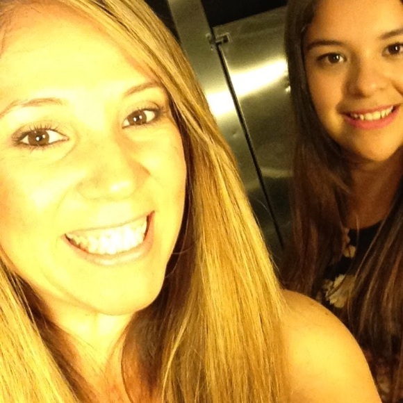 Profile Picture of Carolina Pasillasm (@caropm13) on Poshmark