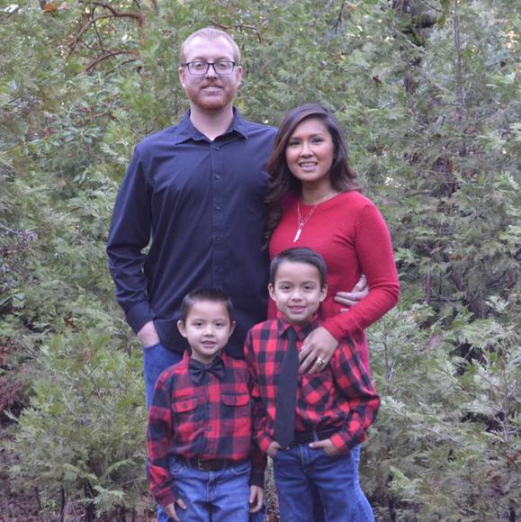 Profile Picture of Clarissa Peterson (@tayrissa87) on Poshmark