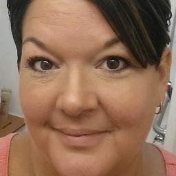 Profile Picture of April McElroy (@AprilMc0215) on Twitter