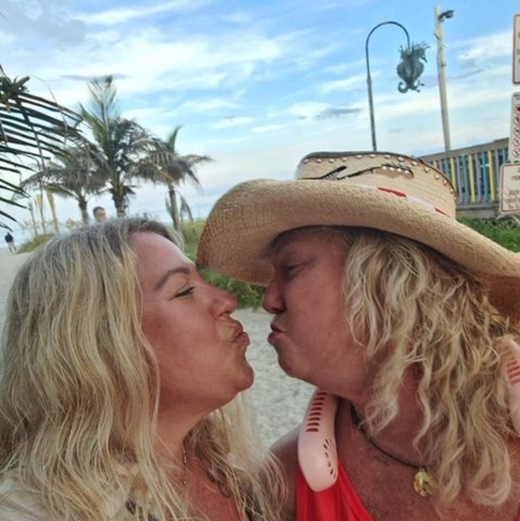 Tiffany Kusick - Poshmark Profile Picture of Tiffany Kusick (@tiffanykusick) on Poshmark