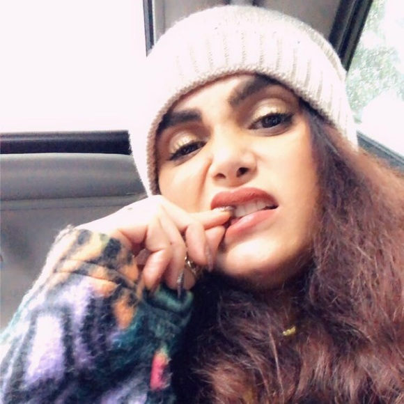 Sarah Sadeghi - Poshmark Profile Picture of Sarah Sadeghi (@sarahsadeghi) on Poshmark