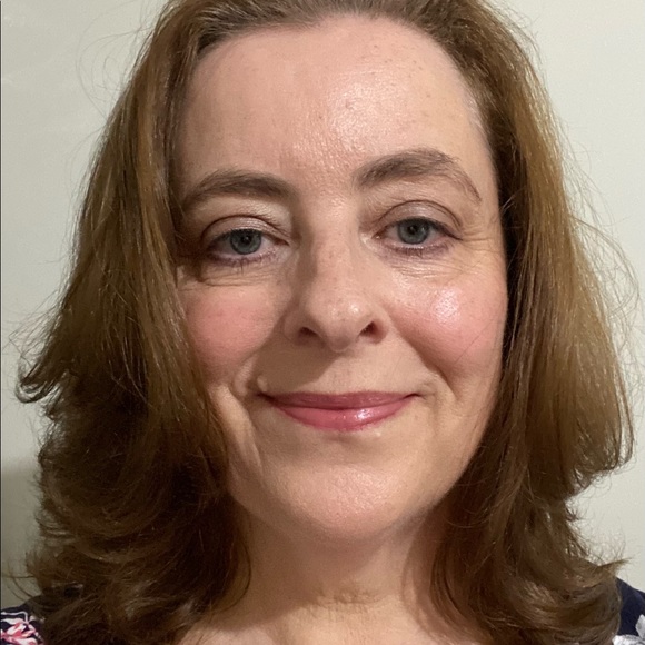 Profile Picture of Delyth Stafford (@delythstafford) on Poshmark