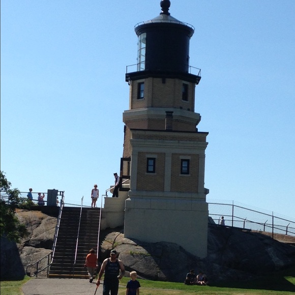 Profile Picture of Tricia Thueringer (@canadagirleh) on Poshmark