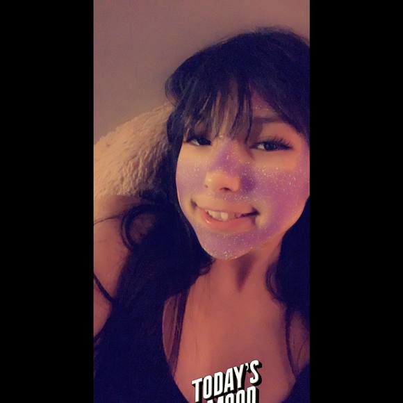 Profile Picture of Lillian Bittern (@lillianbittern) on Poshmark