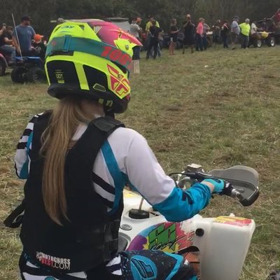 Profile Picture of Amber Thompson (@athompson5_) on Twitter