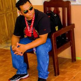 Profile Picture of Dee Jay  Nicoll Q.M (@deejaynicollqm) on Twitter