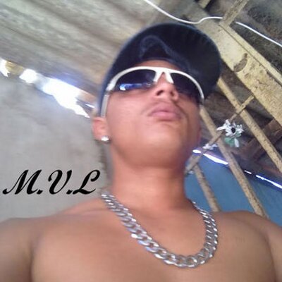 Profile Picture of Renne Daniel (@RenneZoim) on Twitter