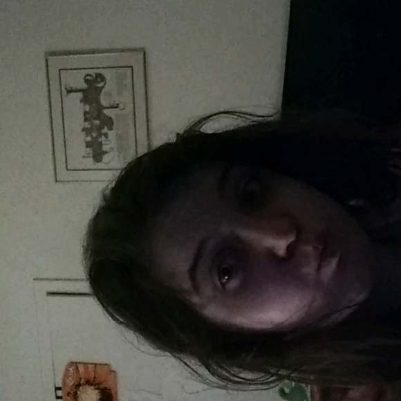 Profile Picture of Abby Stemmler (@unicorn_4218) on Poshmark