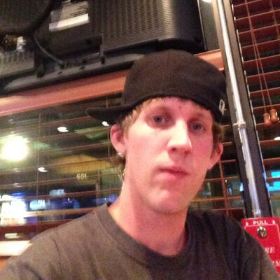 Profile Picture of Jeff Nicholl (@niggajeff35420) on Twitter