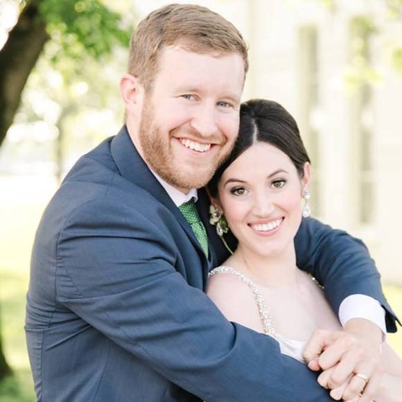 Profile Picture of Meredith Huff (@mhuff1287) on Poshmark