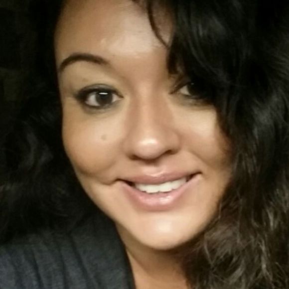 Profile Picture of Angela Mckrieth (@angie2611) on Poshmark