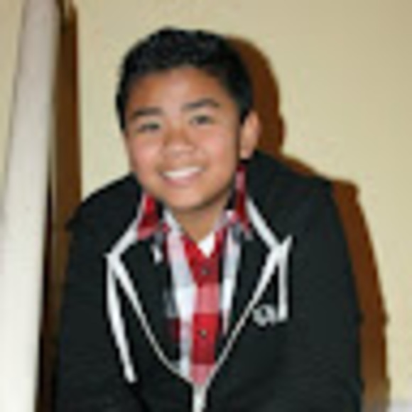 Profile Picture of Patrick Guiyab (@patrickguiyab) on Poshmark