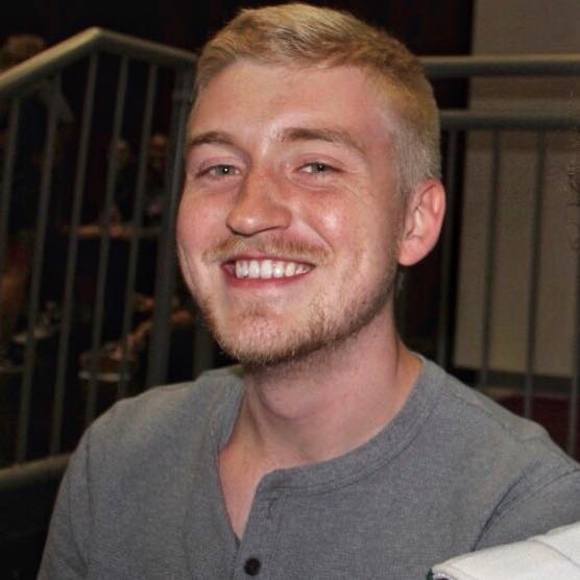 Profile Picture of Trevor Howe (@trevorhowe) on Poshmark