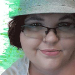 Profile Picture of Miranda Stratton (@Grafix_Panda) on Twitter
