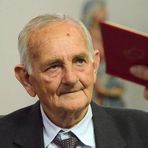 Profile Picture of Adolfo Schroeder (@Adolfo-Schroeder) on Facebook