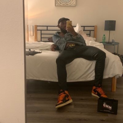 Profile Picture of Mr.Goss 🖖🏾 (@tony_knowsbest) on Twitter