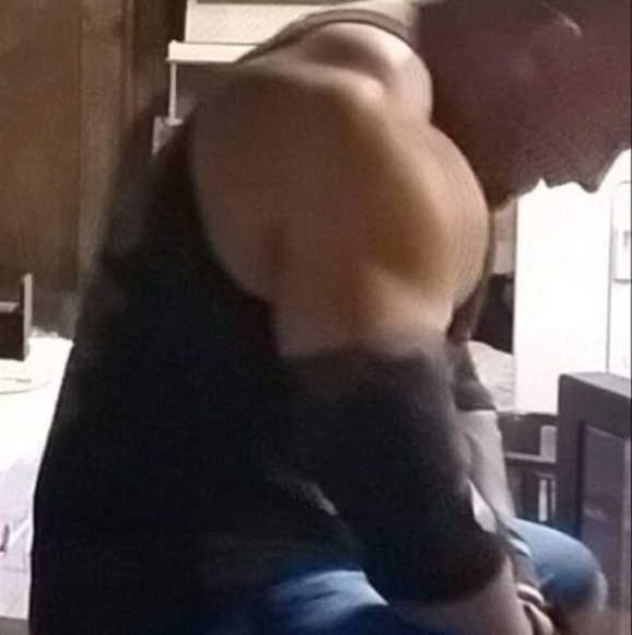 Profile Picture of Bobby Morgan (@bigbencher425) on Poshmark