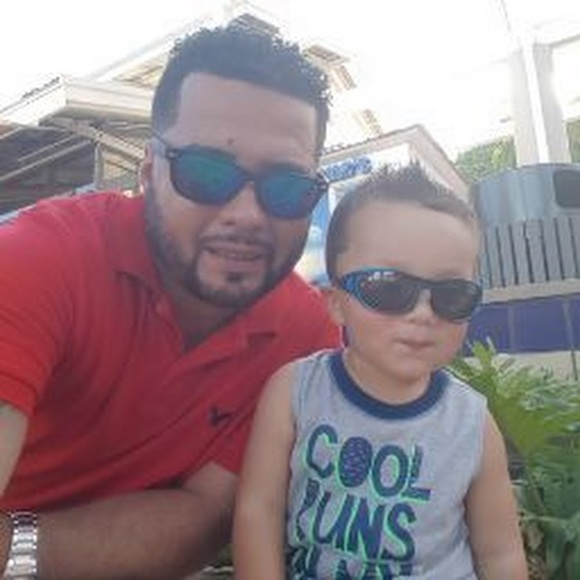 Profile Picture of Luis Lanuza (@luislanuza1485) on Poshmark