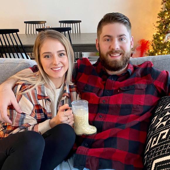 Profile Picture of Emily Dawes (@emilydawes31) on Poshmark