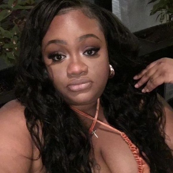 Profile Picture of Markita Benton (@markitabenton) on Poshmark