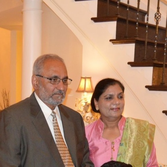 Profile Picture of Amrit Grewal (@amrit90) on Poshmark