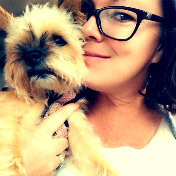 Profile Picture of Jill Grosso (@jilldg2094) on Poshmark