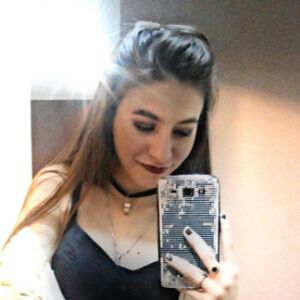 Profile Picture of Debora Simon (@debojulieta) on Tiktok